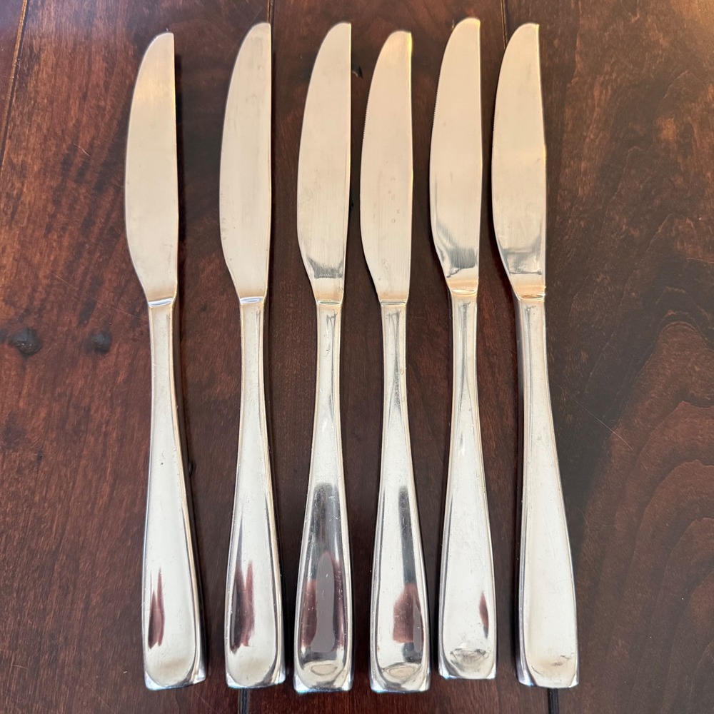 Oneida Moda Glossy Stainless Steel 18/10 6 Dinner Knives Serrated Flatware 9.25"